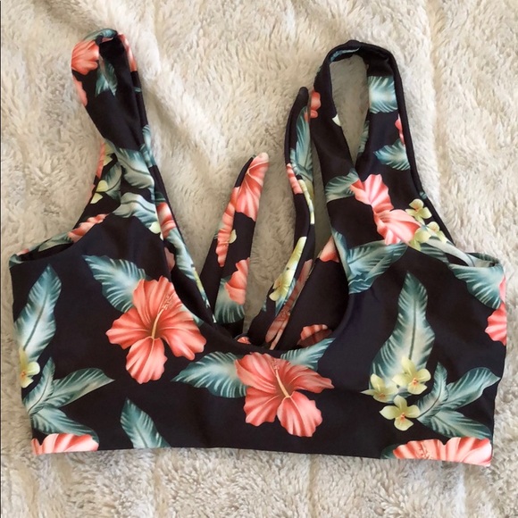 Floral Bikini set - Picture 4 of 4